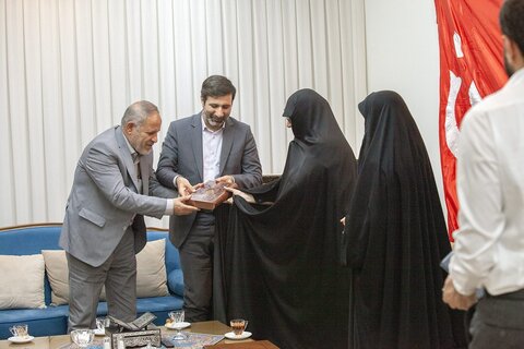 تصاویر/ دیدار سخنگوی شورای نگهبان با خانواده سپهبد شهید «غلامعلی رشید»