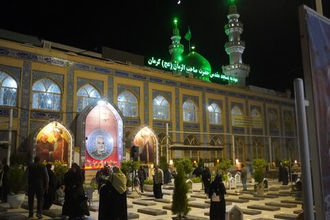 تصاویر/ تجدید میثاق طلاب جدیدالورود مدارس علمیه خواهران استان کرمان در گلزار شهدای کرمان