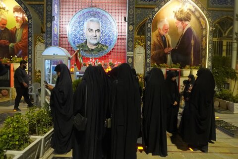 تصاویر/ تجدید میثاق طلاب جدیدالورود مدارس علمیه خواهران استان کرمان در گلزار شهدای کرمان