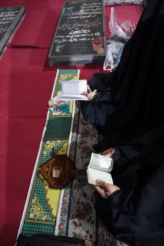 تصاویر/ تجدید میثاق طلاب جدیدالورود مدارس علمیه خواهران استان کرمان در گلزار شهدای کرمان