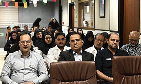 تصاویر/ تقدیر خادمان حرم حضرت عبدالعظیم حسنی(ع) از پرستاران