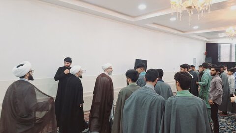 حضور معاون تهذیب حوزه های علمیه کشور در مدرسه علمیه امام صادق(ع)زابل