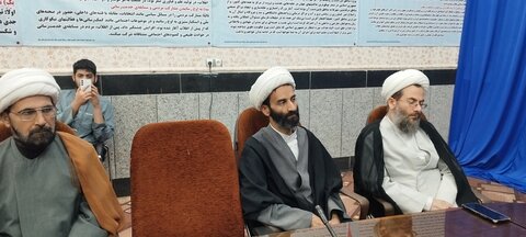 دیدار معاون تهذیب حوزه های علمیه کشور با طلاب و اساتید مدارس دارالولایه و سفیران هدایت زابل