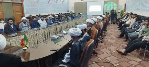 دیدار معاون تهذیب حوزه های علمیه کشور با طلاب و اساتید مدارس دارالولایه و سفیران هدایت زابل