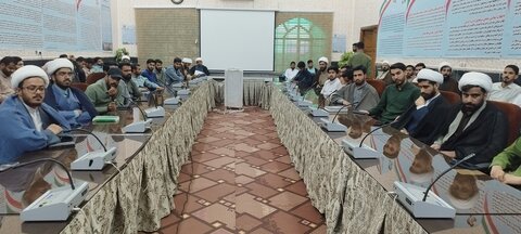 دیدار معاون تهذیب حوزه های علمیه کشور با طلاب و اساتید مدارس دارالولایه و سفیران هدایت زابل