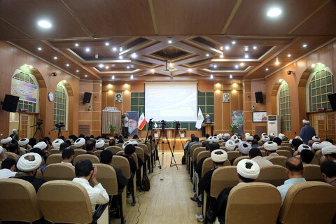 تصاویر/ افتتاحیه همایش ملی «مدیریت تراز انقلاب اسلامی در اندیشه و سیره امام خامنه‌ای»