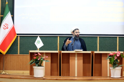 تصاویر/ افتتاحیه همایش ملی «مدیریت تراز انقلاب اسلامی در اندیشه و سیره امام خامنه‌ای»