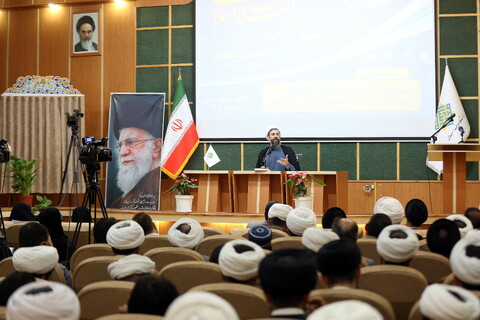 تصاویر/ افتتاحیه همایش ملی «مدیریت تراز انقلاب اسلامی در اندیشه و سیره امام خامنه‌ای»