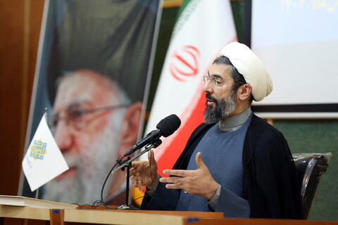 تصاویر/ افتتاحیه همایش ملی «مدیریت تراز انقلاب اسلامی در اندیشه و سیره امام خامنه‌ای»