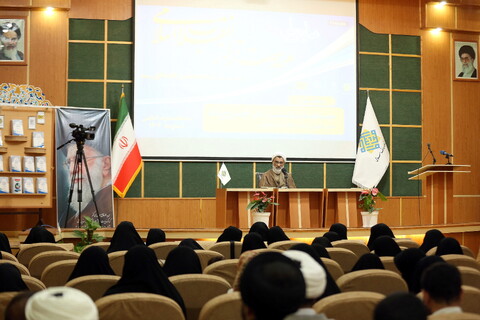 تصاویر/ افتتاحیه همایش ملی «مدیریت تراز انقلاب اسلامی در اندیشه و سیره امام خامنه‌ای»