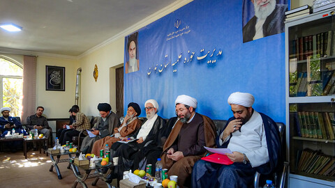 تصاویر/برگزاری نشست مشترک دبیرخانه شورای عالی حوزه‌های علمیه با مدیریت و معاونین حوزه علمیه استان همدان