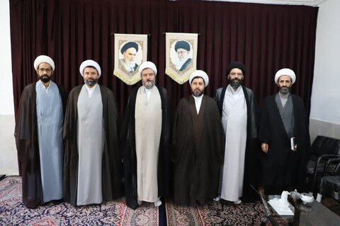 تصاویر/ دیدار مدیر حوزه علمیه کردستان و معاونین وی با امام جمعه شهرستان بیجار