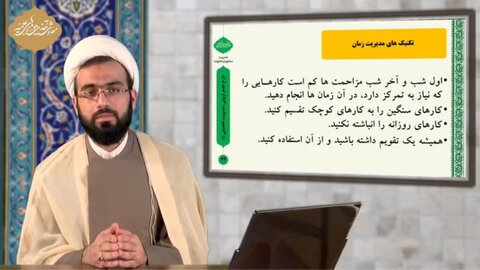 تصاویر/برگزاری کارگاه های آموزش قرآن و مدیریت زمان در مدرسه ولیعصر(عج)بروجرد