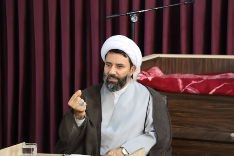 تصاویر/نشست صمیمی مدیر حوزه علمیه کردستان با طلاب حوزه علمیه امام صادق علیه‌السلام شهرستان بیجار