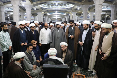 درس اخلاق آیت الله شب زنده دار در مدرسه علمیه فیضیه