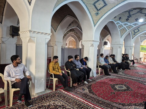 تصاویر/ درس اخلاق مدرسه آیت‌الله مدنی کاشانی(ره)