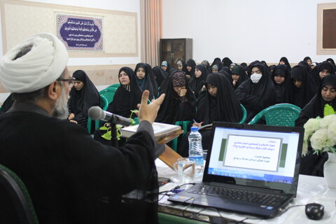 تصاویر/ طلیعه حضور طلاب جدیدالورود مدارس علمیه خواهران استان کرمان