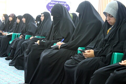 تصاویر/ طلیعه حضور طلاب جدیدالورود مدارس علمیه خواهران استان کرمان