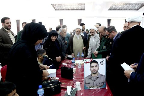 تصاویر/ نماینده ولی فقیه در سپاه پاسداران انقلاب اسلامی، در مراسم گرامی‌داشت مقام شهدای استان در جنگ ۱۲ روزه