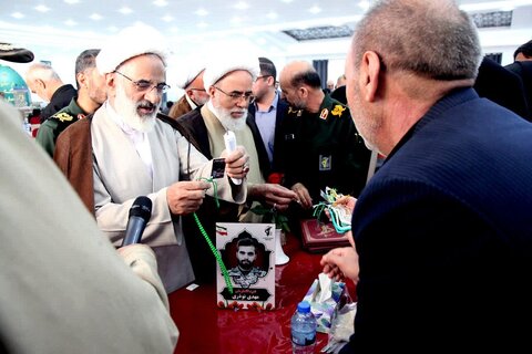 تصاویر/ نماینده ولی فقیه در سپاه پاسداران انقلاب اسلامی، در مراسم گرامی‌داشت مقام شهدای استان در جنگ ۱۲ روزه