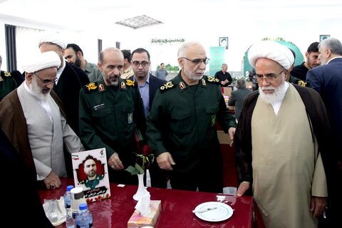 تصاویر/ نماینده ولی فقیه در سپاه پاسداران انقلاب اسلامی، در مراسم گرامی‌داشت مقام شهدای استان در جنگ ۱۲ روزه