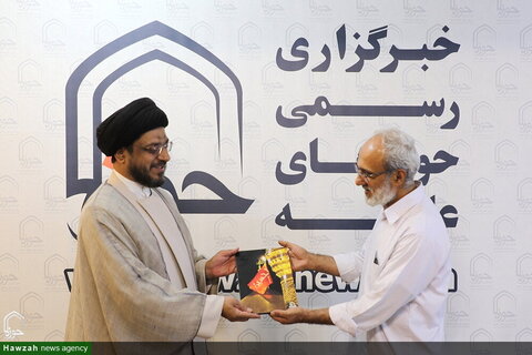 حجة الإسلام والمسلمين السيد محمد زكي، أحد الخطباء في الهند، يزور "وكالة أنباء الحوزة"