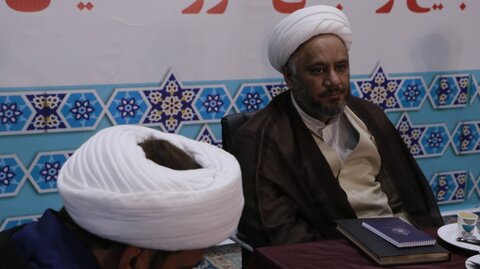 تصاویر/ نشست هم‌اندیشی وعاظ و مادحین مطرح کشوری