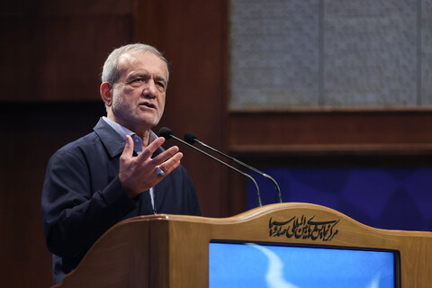 تصاویر/ مراسم گرامیداشت مقام پرستار با حضور رئیس جمهور