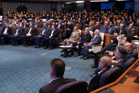 تصاویر/ مراسم گرامیداشت مقام پرستار با حضور رئیس جمهور