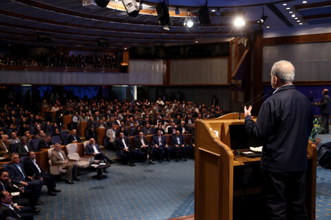 تصاویر/ مراسم گرامیداشت مقام پرستار با حضور رئیس جمهور