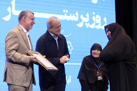 تصاویر/ مراسم گرامیداشت مقام پرستار با حضور رئیس جمهور