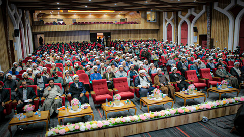 تصاویر/برگزاری همایش مبلغین استان همدان با حضور اعضای شورای عالی حوزه‌های علمیه