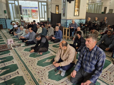 تصاویر/ حضور نماینده ولی فقیه در منطقه کاشان در مسجد مدرسه علمیه آیت‌الله مدنی کاشانی(ره)