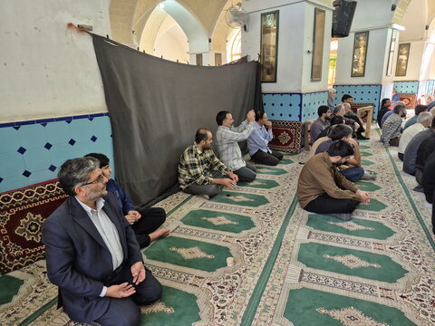 تصاویر/ حضور نماینده ولی فقیه در منطقه کاشان در مسجد مدرسه علمیه آیت‌الله مدنی کاشانی(ره)