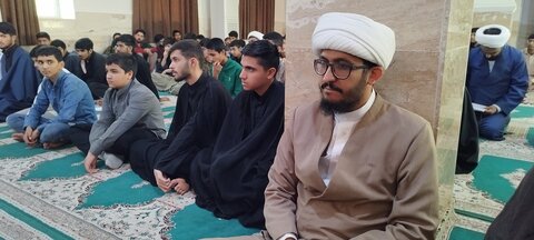 دیدار حجت‌الاسلام والمسلمین عالم‌زاده نوری با طلاب مدرسه علمیه امام صادق(ع)زهک