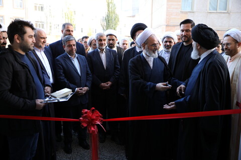 تصاویر/ مراسم افتتاح پروژه 24 واحدی خوابگاه متاهلی حوزه علمیه اردبیل