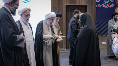 تصاویر/تجلیل از مبلغان فعال در طرح‌های تبلیغی استان همدان