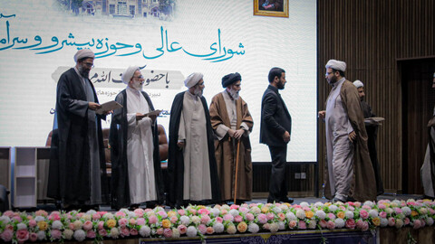 تصاویر/تجلیل از مبلغان فعال در طرح‌های تبلیغی استان همدان