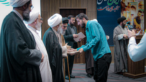 تصاویر/تجلیل از مبلغان فعال در طرح‌های تبلیغی استان همدان