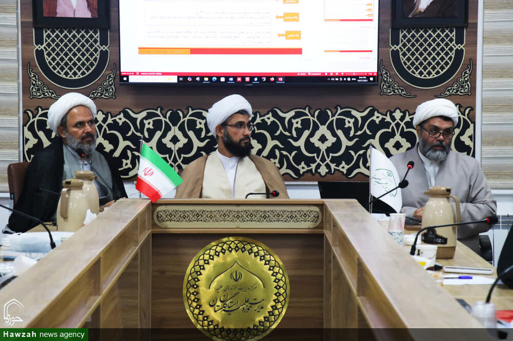 معاونین تبلیغ گرگانی با شیوههای نوین انشای وقف آشنا شدند+تصاویر