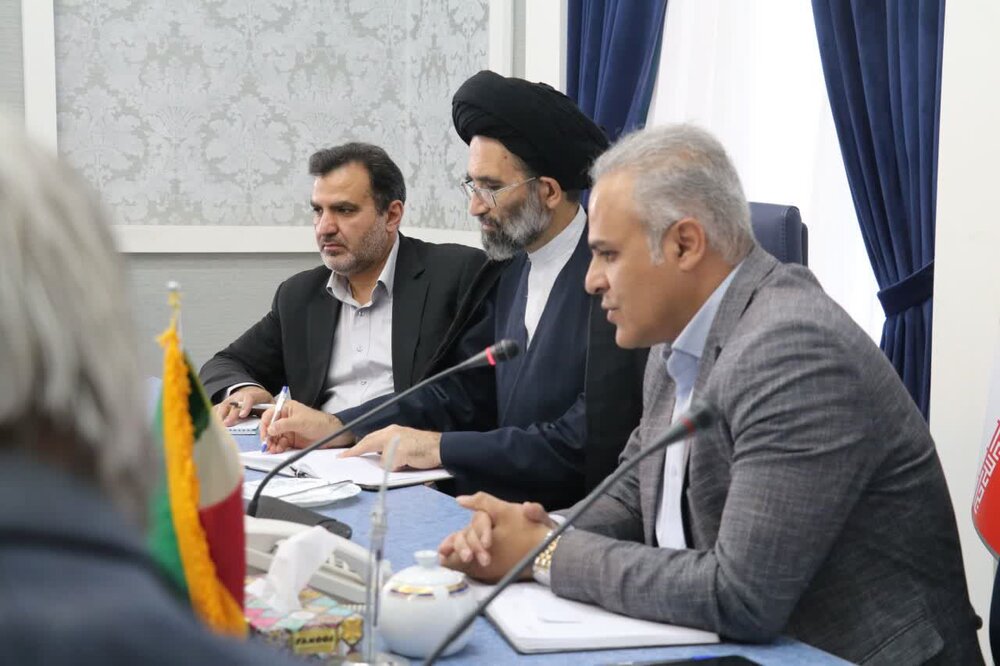 کاشان در ترسیم سند چشم انداز ۲۰ساله ظرفیت های بالایی دارد+عکس