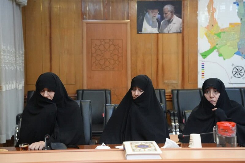 حوزههای علمیه خواهران سنگر مستحکم صیانت از فرهنگ دینی هستند+ عکس