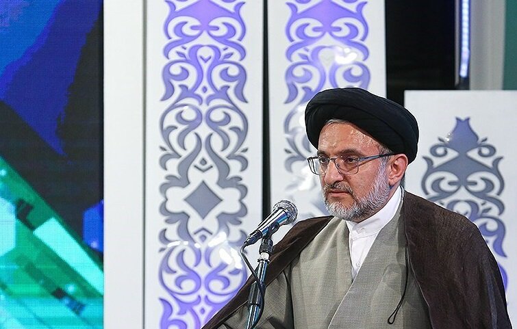 رفع مشکلات مردم را با علم درآمیزیم/ ضرورت شفافیت در عملکرد اوقاف