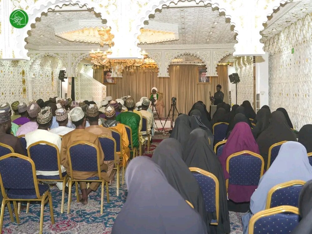 Kundi la wanafunzi wa Kiafrika Wakuta na Sheikh Ibrahim Zakzaky + Picha