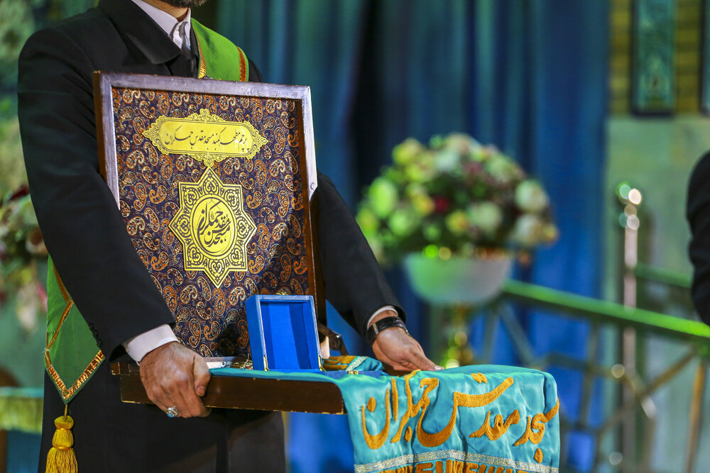 بازیگر نقش «مالک اشتر» خادم افتخاری مسجد جمکران + تصاویر