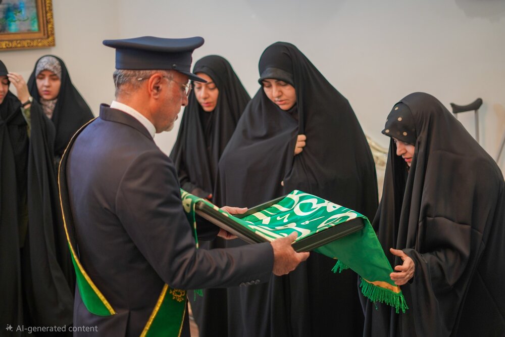 تصاویر/ تکریم همسران شهدای مدافع حرم با حضور تولیت آستان مسجد جمکران