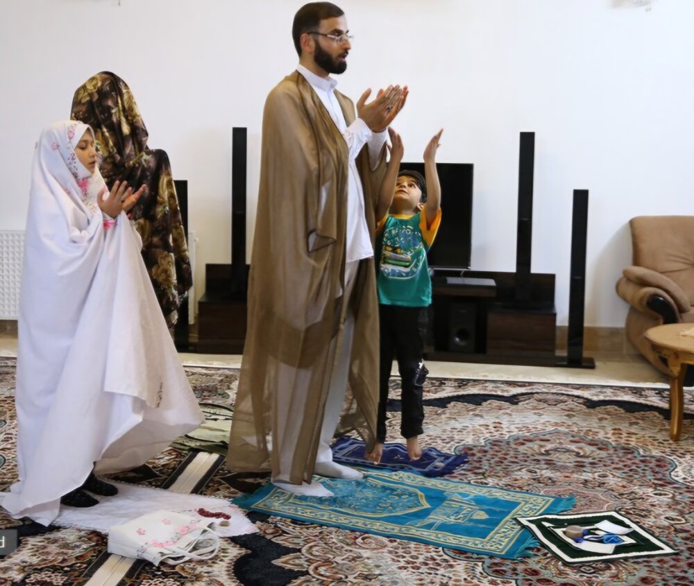 چگونه فرزندانمان را أمر به معروف و نهی از منکر کنیم؟