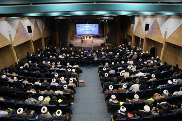 تصاویر / برگزاری همایش مدارس علمیه همدان با حضور آیت الله مروی