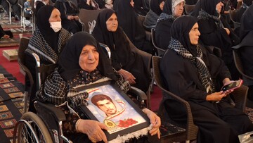 تصاویر/ هفتمین یادواره شهدای یگان‌های ویژه فراجا در گلزار شهدای کرمان