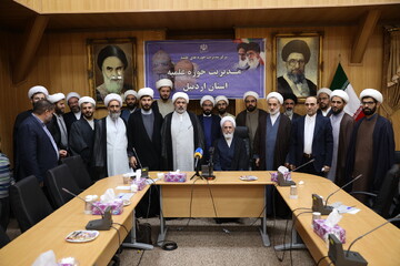 تصاویر/ دیدار مدیران، معاونین و اساتید حوزه علمیه استان اردبیل با آیت الله اعرافی